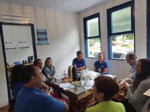 Casa do Empreendedor recebe visita do diretor do SEBRAE